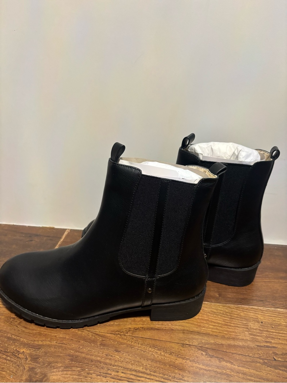 NEW Black Chelsea Boots
